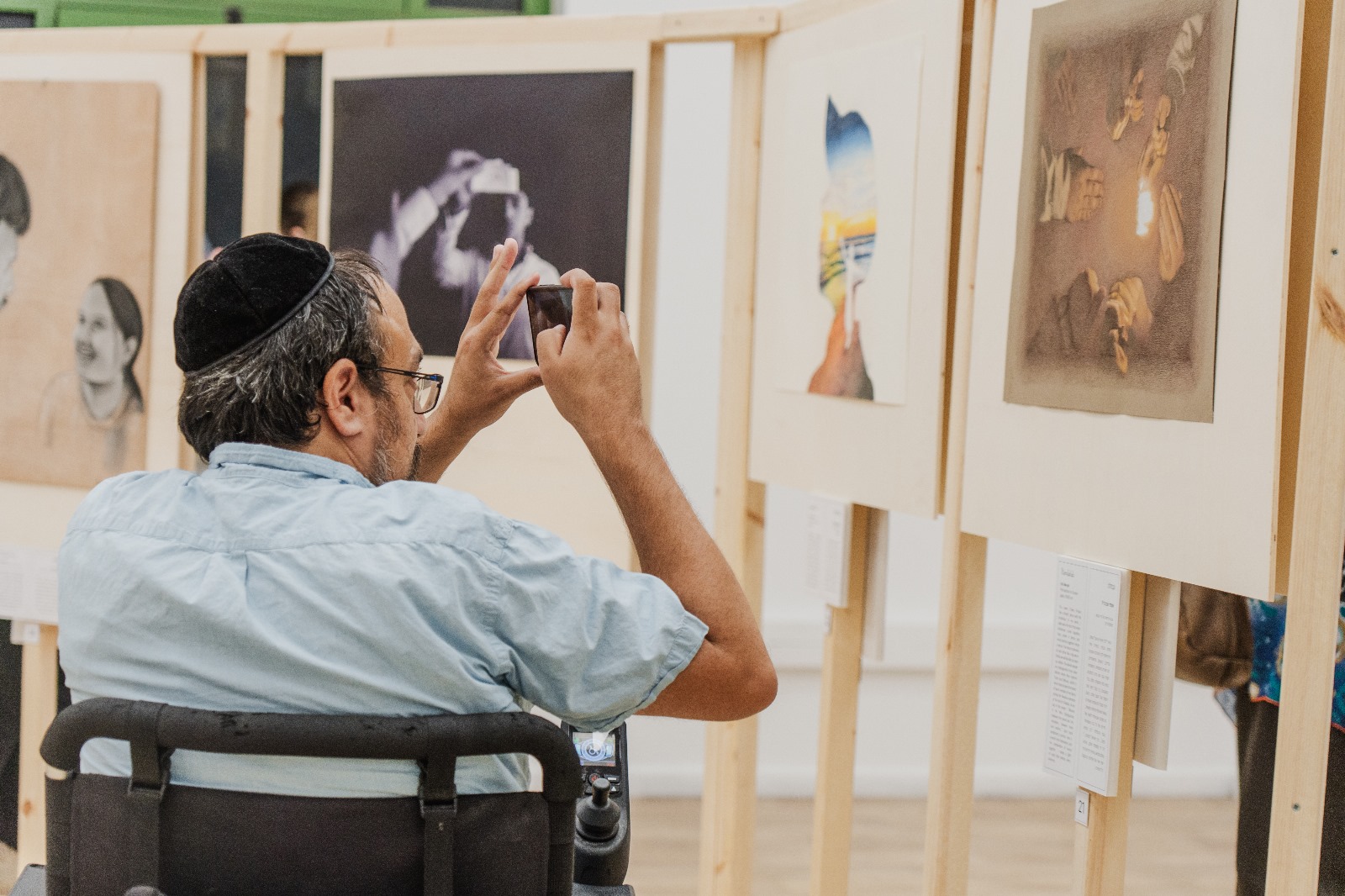 תערוכות אמנות